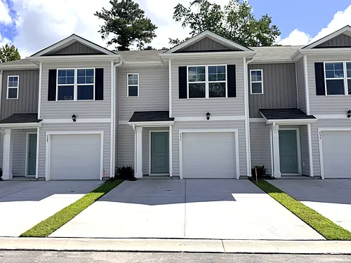531 Gemstone Blvd Photo 1