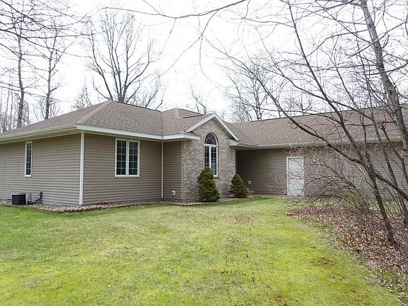 2nd image of 9473 N Woodland Cir