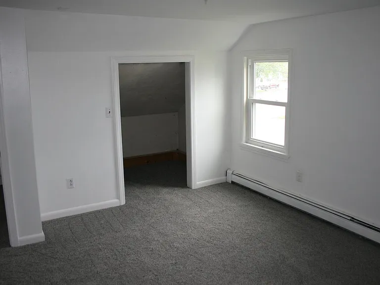 10 Chestnut St — Photo 23