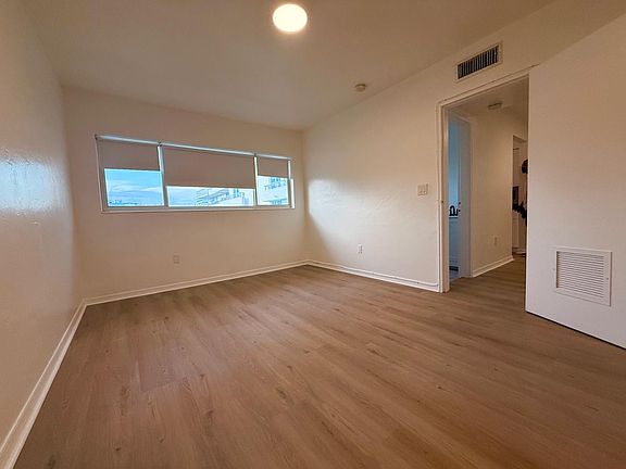 2nd image of 10001 W Bay Harbor Dr APT 404