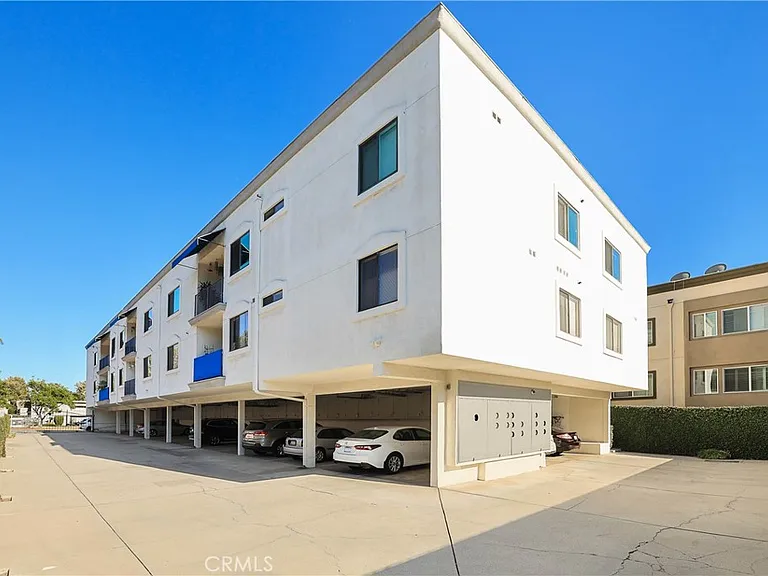 285 S Sierra Madre Blvd #D — Photo 15