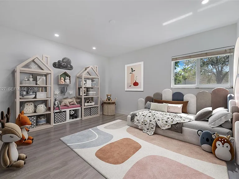 11401 SW 67th Ave — Photo 15