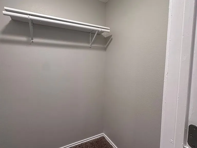 1603 Caldwell St — Photo 7