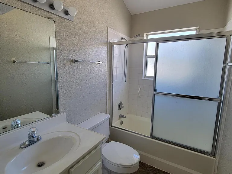 3200 Mountain Ridge Dr — Photo 47