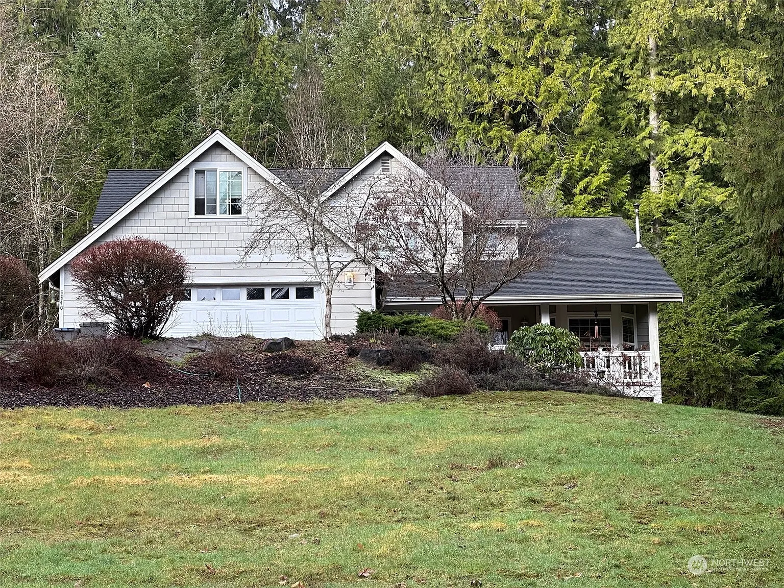 8840 SE Lawrence Drive photo 1