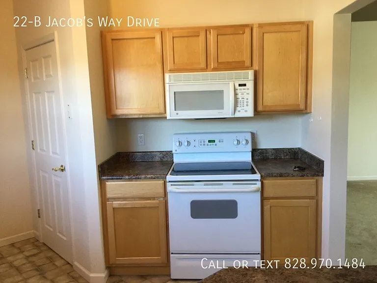 22 Jacobs Way Dr #B — Photo 5