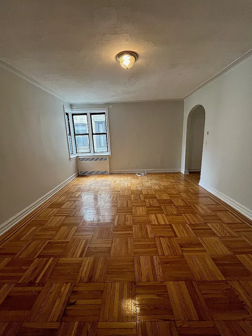 3310 Avenue H — Photo 1
