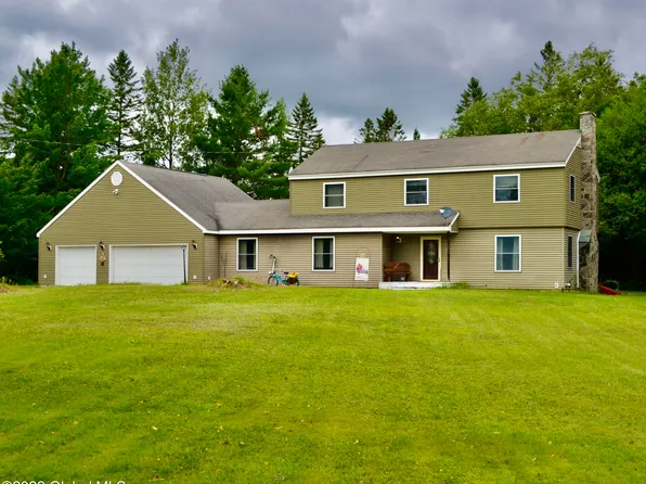 12 Winebrook Circle, Newcomb, NY 12852