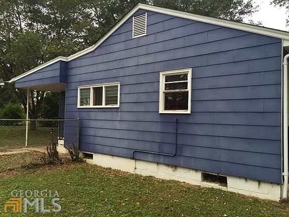 2nd image of 299 Peachtree Cir