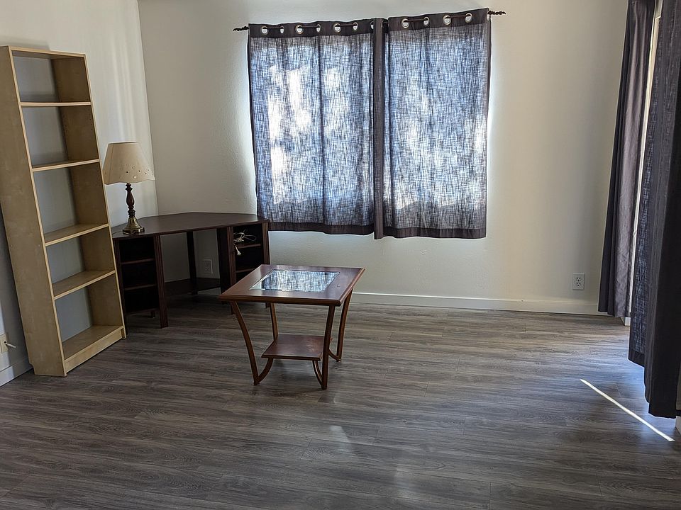 The private bedroom - view 1