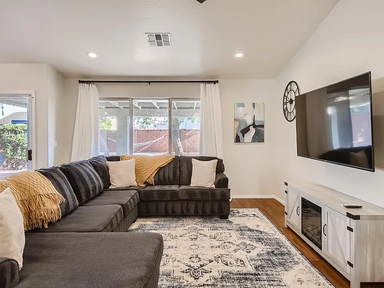 7927 E Harmony Ave — Photo 3
