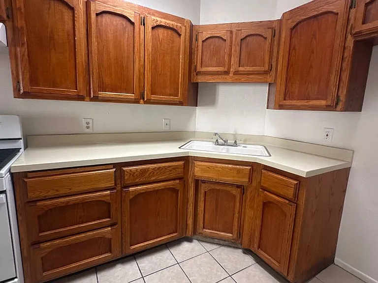 3608 Sampson Ct #B — Photo 5