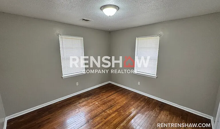 263 Navy Dr — Photo 6