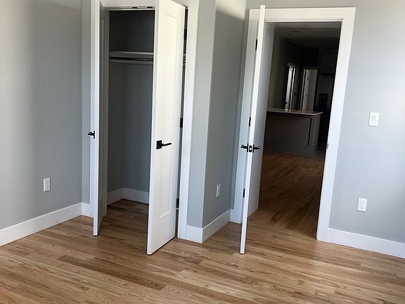 2nd image of 649-651 N 5th St #1