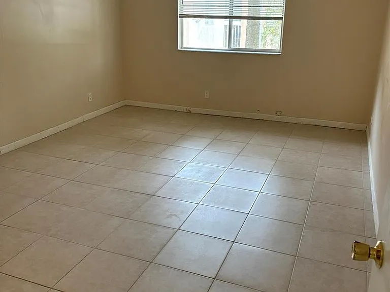 9833 Westview Dr #822 — Photo 11