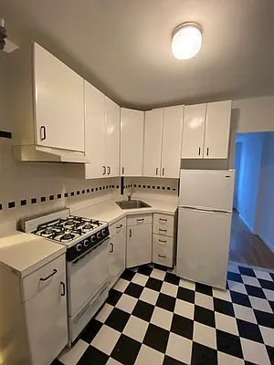 Rented by Corcoran | media 5