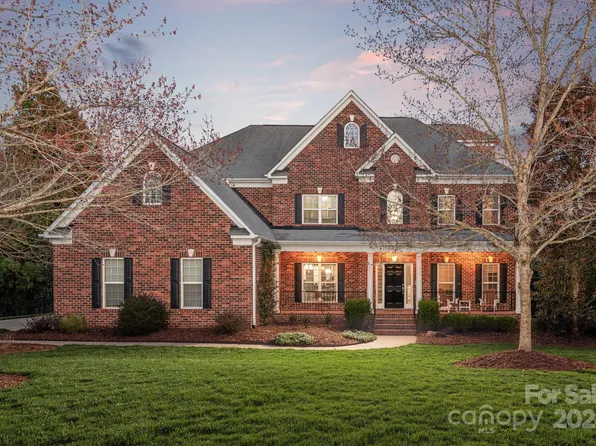 1345 Waynewood Dr, Waxhaw, NC 28173