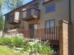 7036 E Dry Creek Cir, Centennial, CO 80112