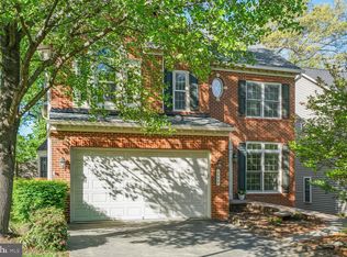 2608 Amanda Ct, Vienna, VA 22180