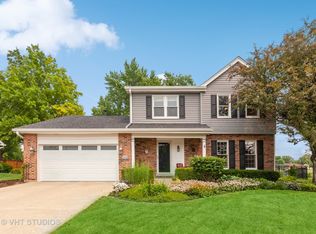 10S341 Suffield Dr, Downers Grove, IL