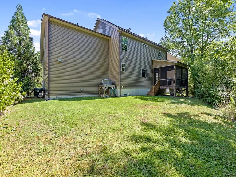 8425 Hobhouse Cir — Photo 5