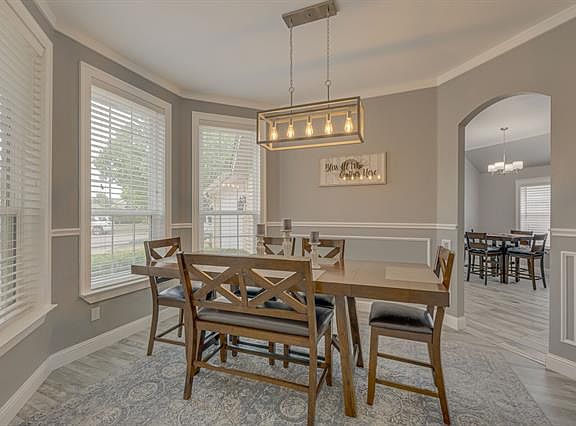 5th image of 505 Willowview Dr