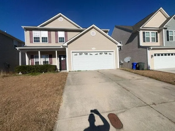 1008 Jade Ln, Winterville, NC 28590