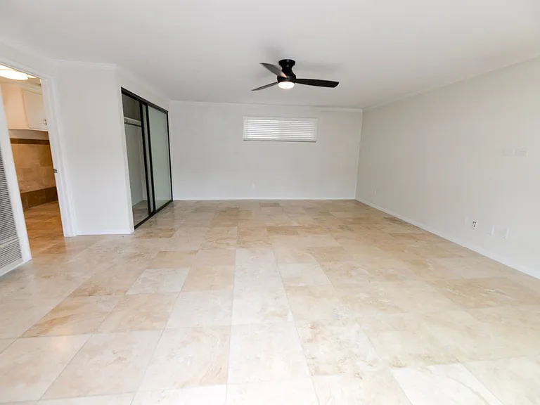 2345 S Ola Vis — Photo 21