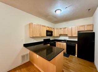 19 Bow St, Somerville, MA 02143