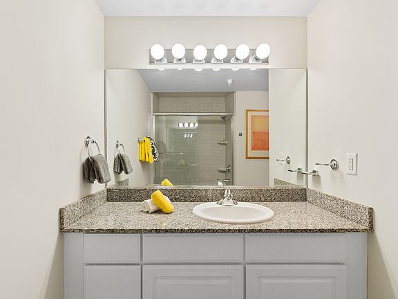 3rd image of 1247 Woodward Ave #14-312