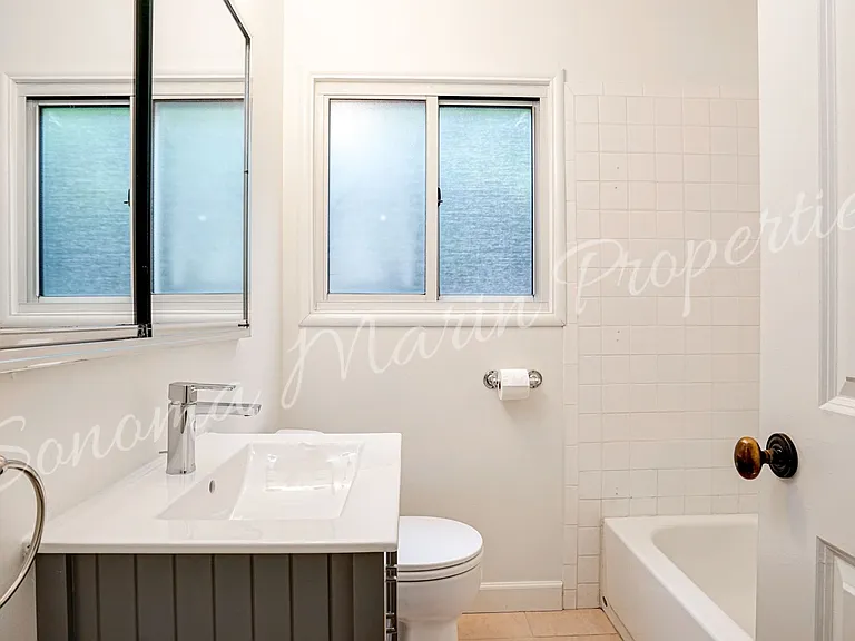 269 Karen Way — Photo 16