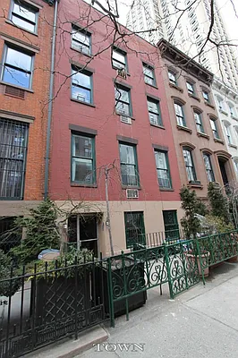 Rented by Town Residential | media 4
