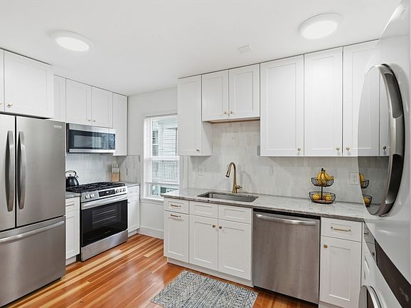 2nd image of 31 Quimby St #31