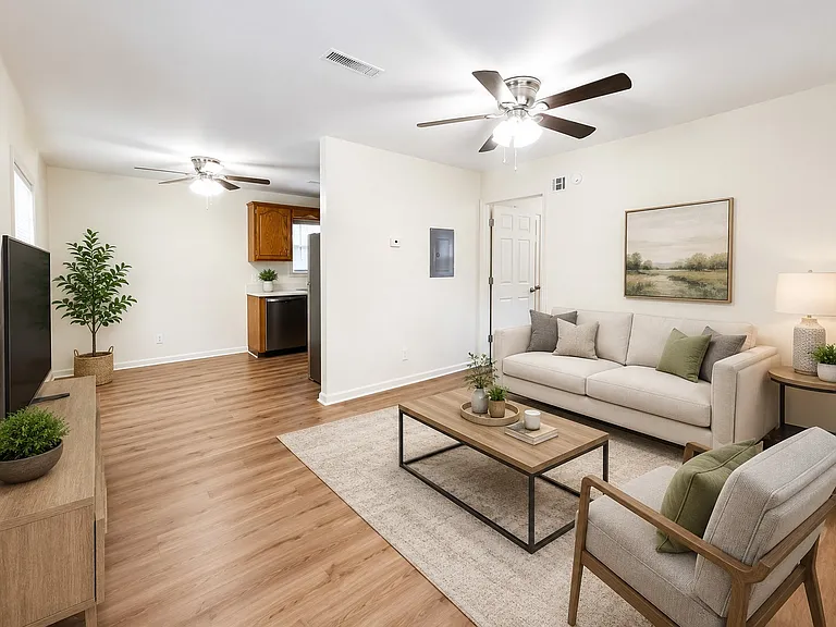 112 Ballygar St #G — Photo 2