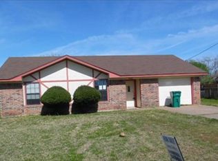 4002 Paradise Island Rd, Waco, TX 76705