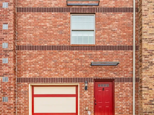 8 NE 7th St, Newcastle, OK 73065