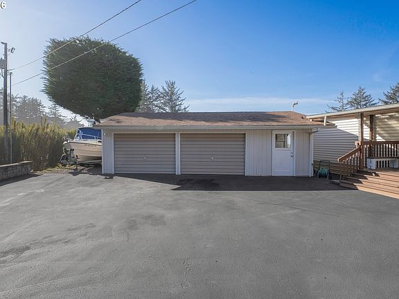 3rd image of 170 Glen Dee Ln