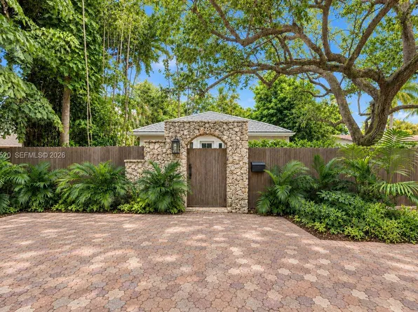 4151 El Prado Blvd, Miami, FL 33133