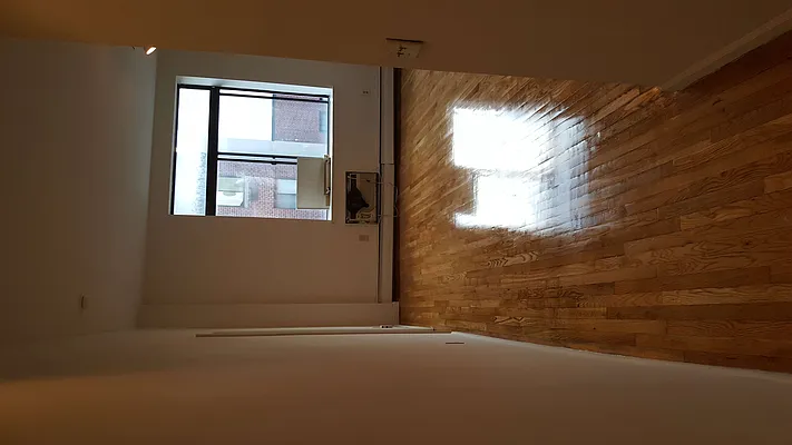 Rented by Maximo Properties | media 9