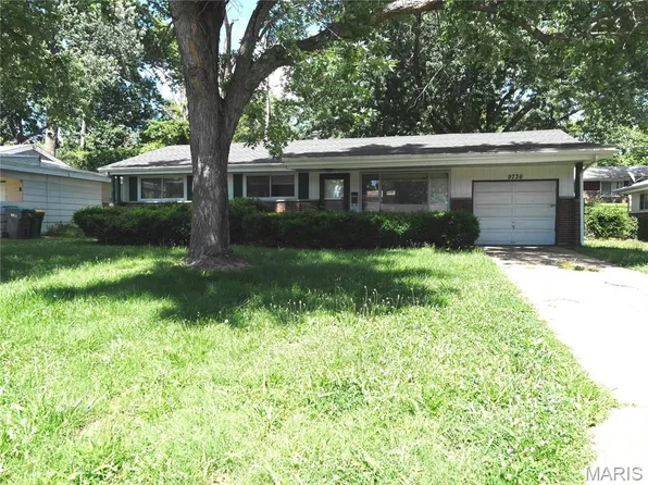 9736 Lanier Dr, Saint Louis, MO 63136