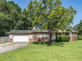 25 Shoreline Dr NW, Rome, GA 30165