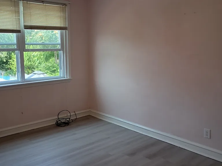 6204 Tabor Ave — Photo 10