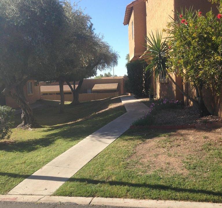 1st image of 723 E Cochise Dr #B