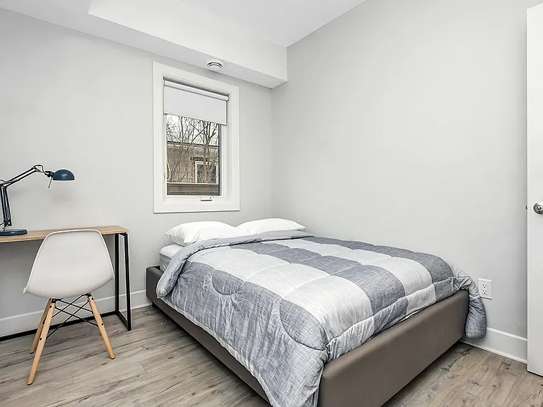 18 McArthur Ave #2D — Photo 11