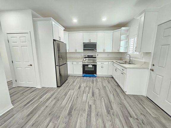 2nd image of 722 1/2 S Williamson Ave