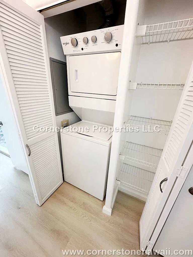1486BUL - 1 — Photo 4