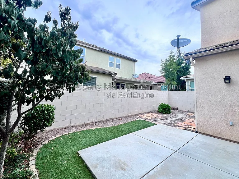 1502 N Reunion Way — Photo 7