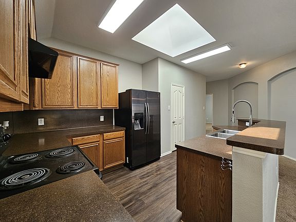 5th image of 3200 Hoover Dr