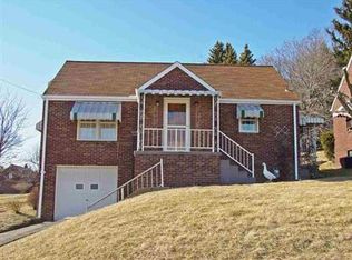 117 Pleasantview Dr, Weirton, WV 26062