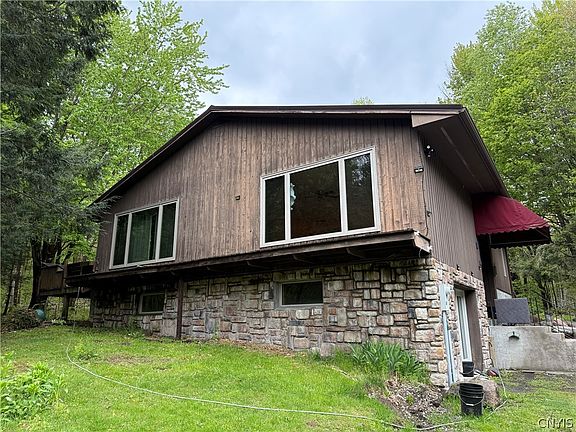 2nd image of 235 Gunther Rd
